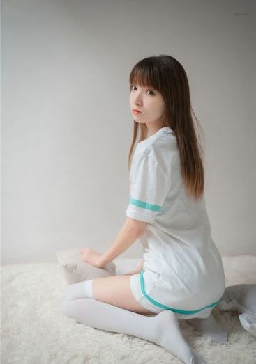 被cao成sao货双性奶水