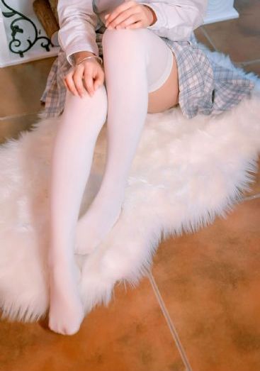 尖情在线观看