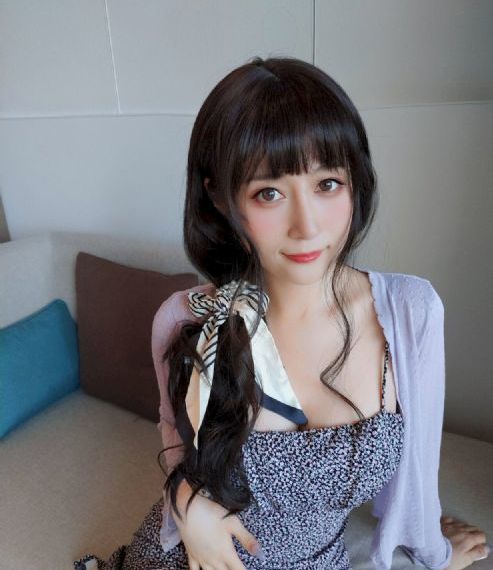 女教师免费观看